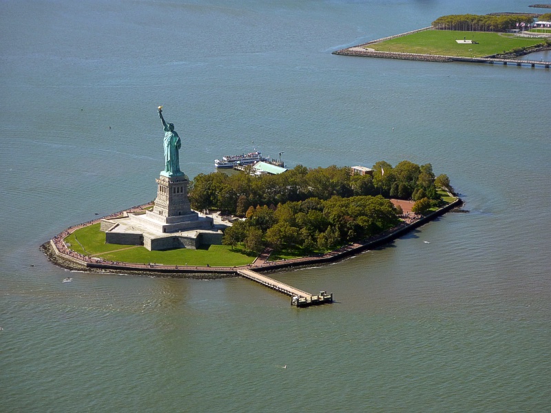  Statue of Liberty 